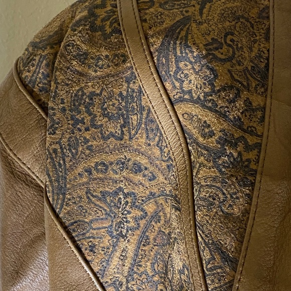 Vintage Long Brown Leather Coat - Picture 10 of 12